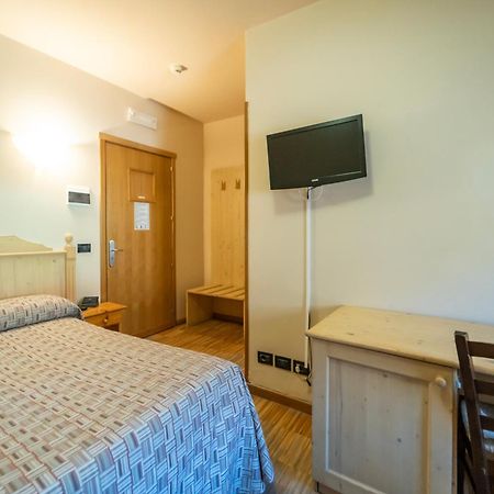 Hotel Rifugio Sapienza Nicolosi Exterior foto